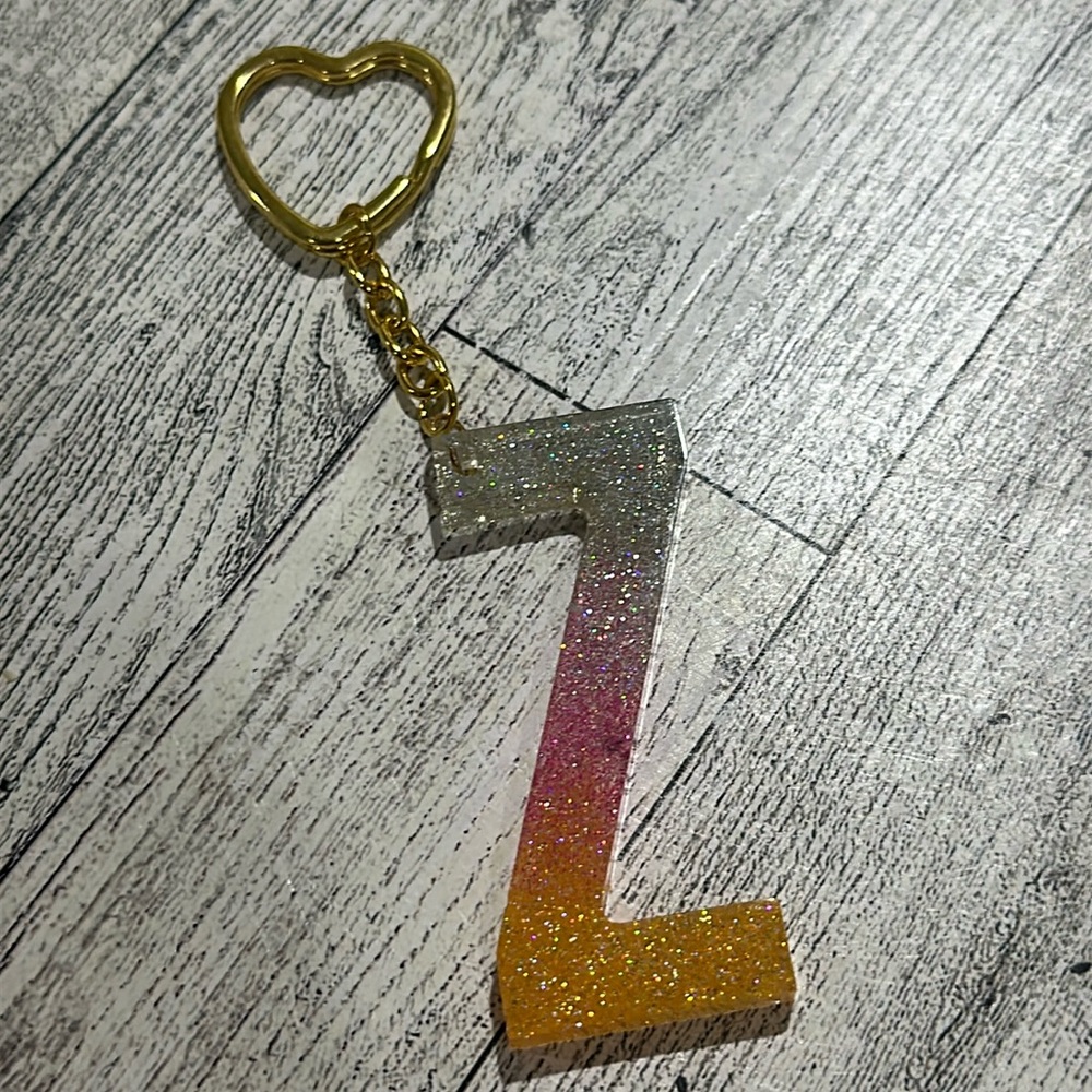 Resin sparkling monogram Z key chain handmade